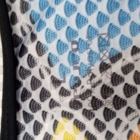 Weimo Star Cycling Shirt, L, Multi color Design, rear pocket pouches and zipper - Picture 6 of 10